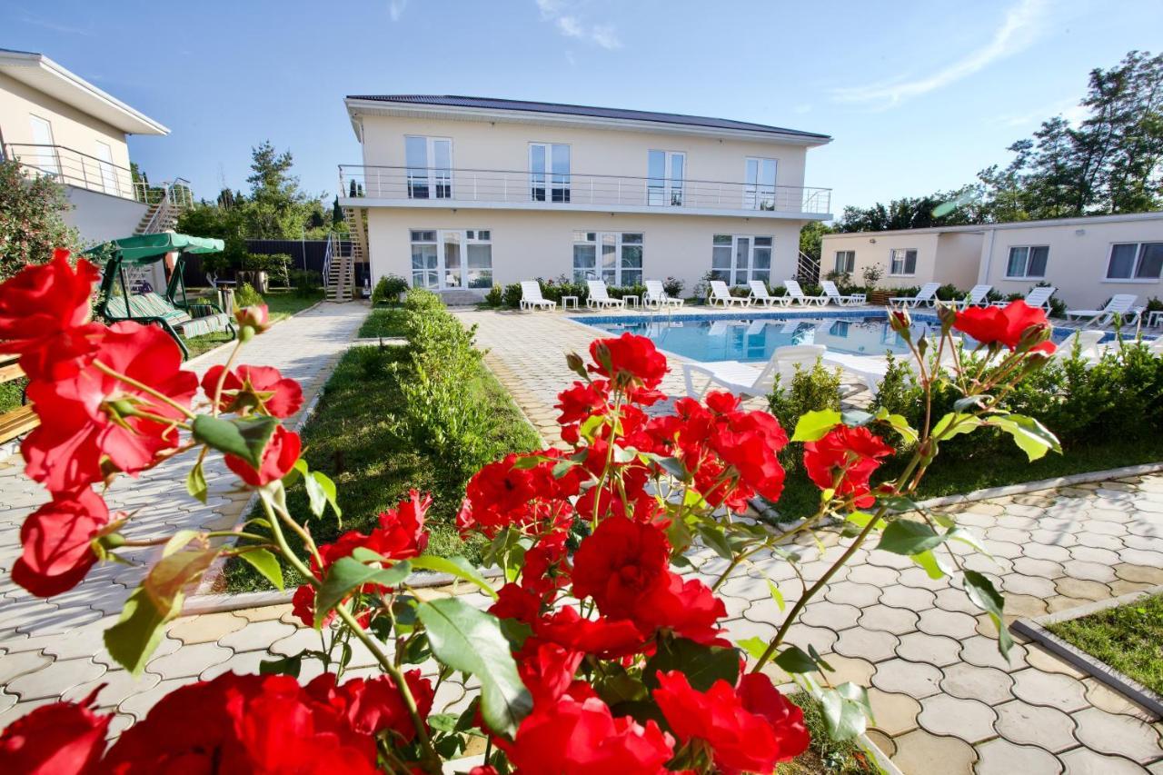 Family Resort Bambora Gudauta Exterior photo